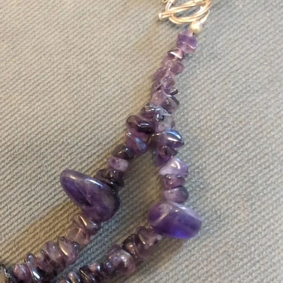 Elegant Handmade Genuine Amethyst Necklace - Picture 3 of 7